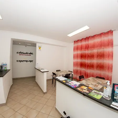Into 3* Palermo