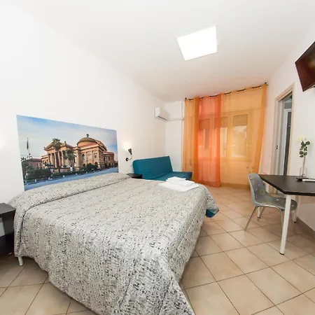 Bed & Breakfast Into