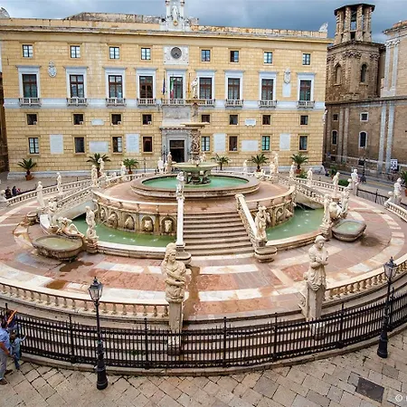 Into Vicino Al Teatro Massimo Bed & Breakfast