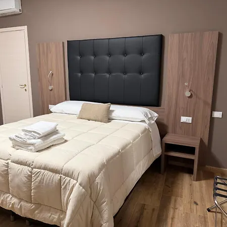 Into Vicino Al Teatro Massimo Bed & Breakfast 3*
